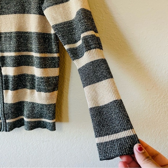 Questions Petites full zip cardigan sweater size PM black gold glitter holidays - Picture 6 of 8